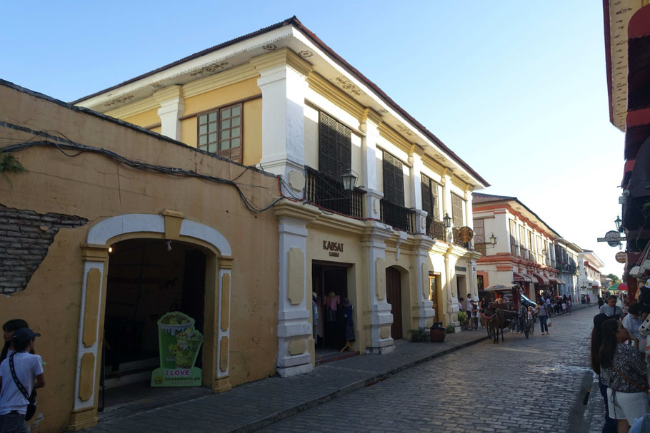 Calle Crisologo, Vigan
