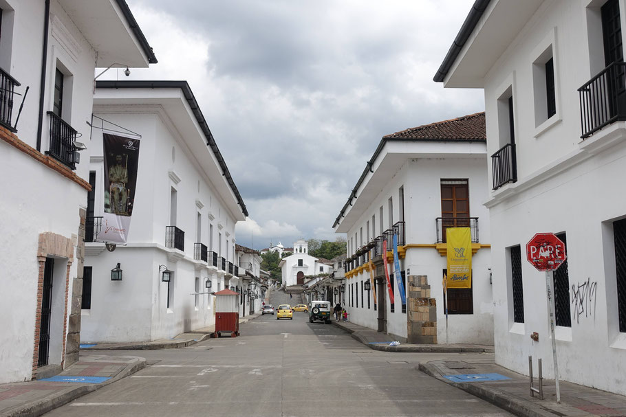 Colombie, Popayán : Calle 5 et Ermita de Jesús de Nazareno en 2024