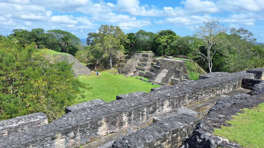 Belize : en haut du Castillo de Xunantunich 