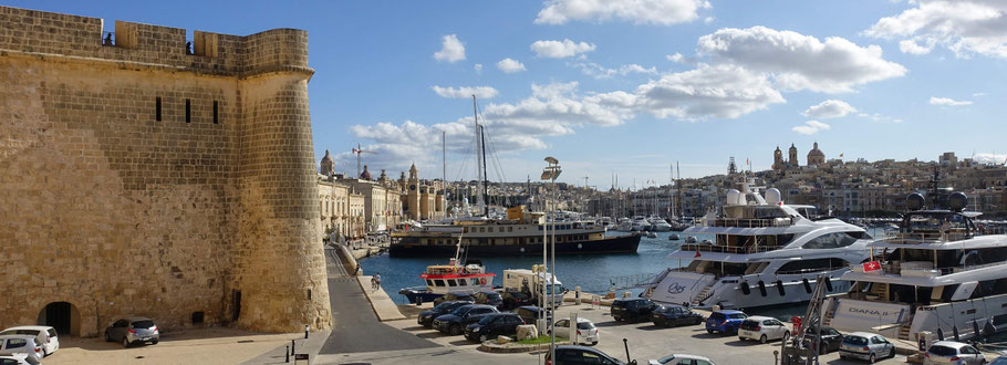 Malte, les Trois Cités : marina de Vittoriosa vue du fort de Saint Angelo
