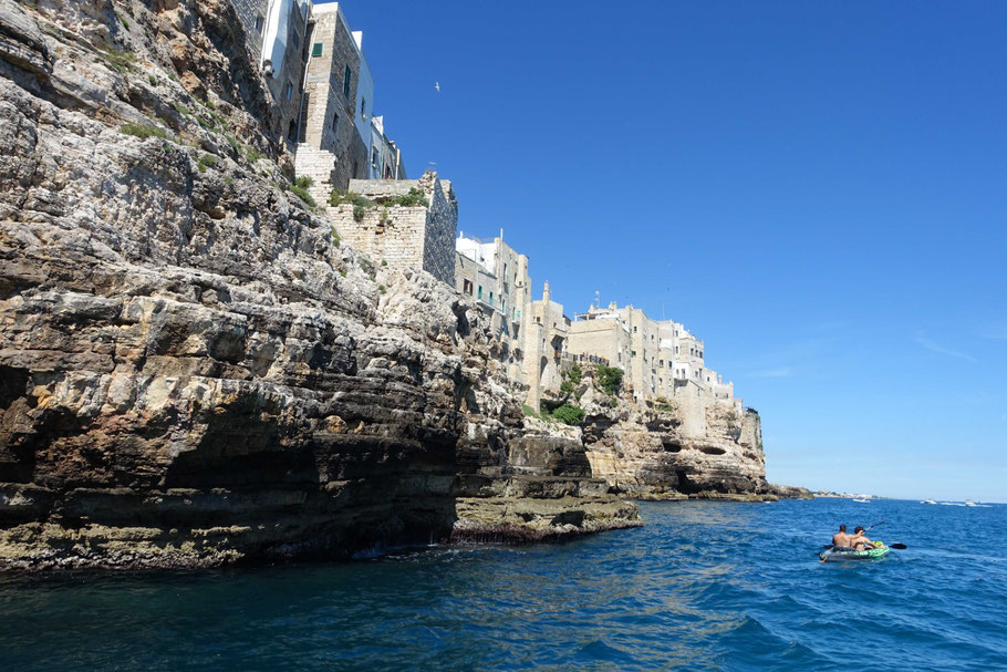 Les Pouilles : au pied des falaises de Polignano a Mare