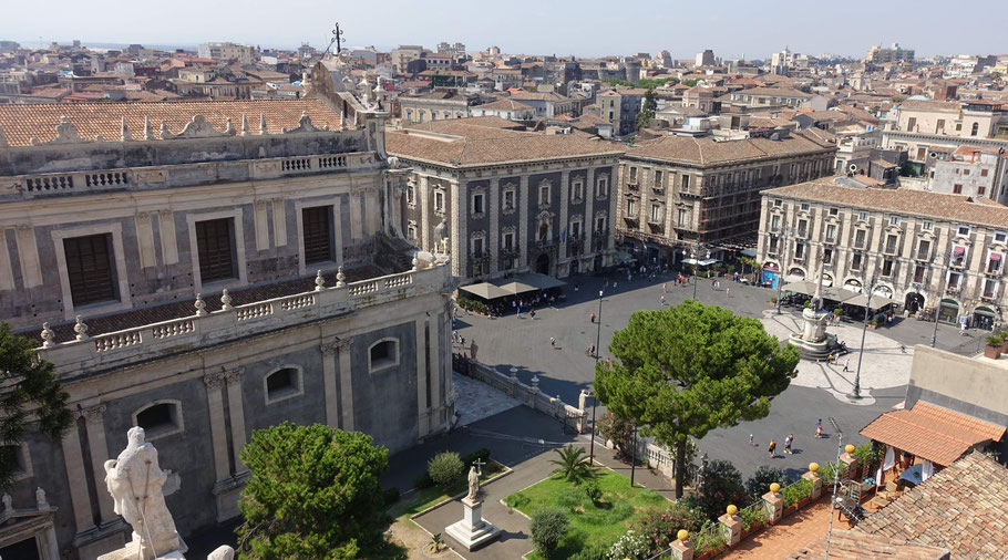 Sicile, Catane : Piazza del Duomo vue du haut de l'église delle Badìa di Sant'Agata