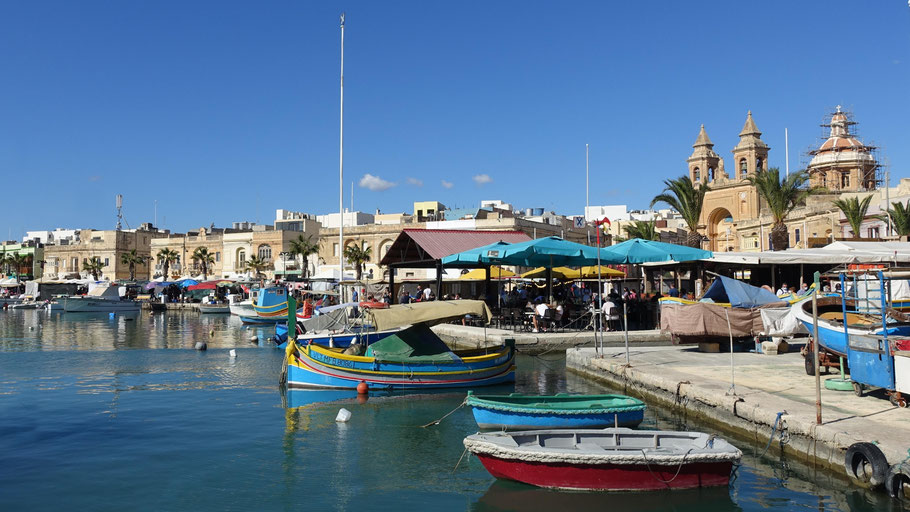 Malte : le joli port de Marsaxlokk, au décor de carte postale