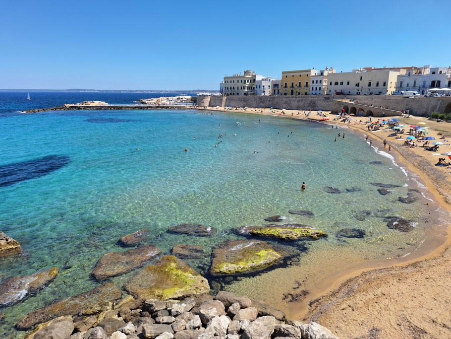 Les Pouilles : plage de Gallipoli