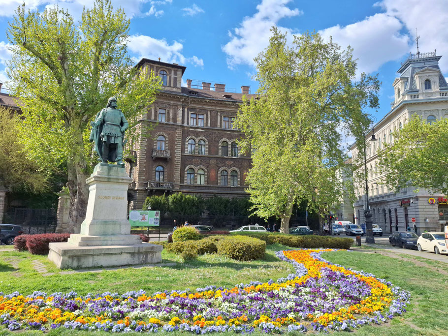 Budapest : Avenue Andrassy