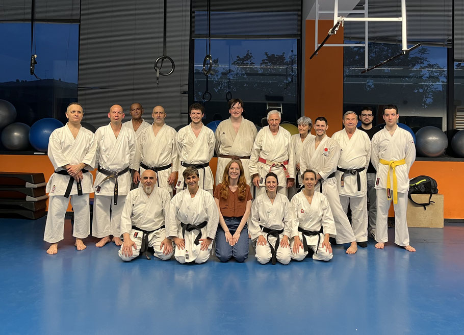 In the middle Josef (1st Kyu), a polish trainee during his period with us