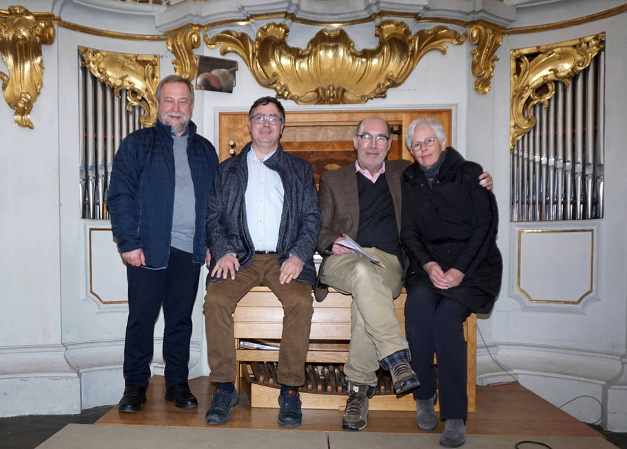 von links: Pfarrer Josef Kirchensteiner, Nikolaus Matosevic, Alois Kramer, Melanie Vordermayr