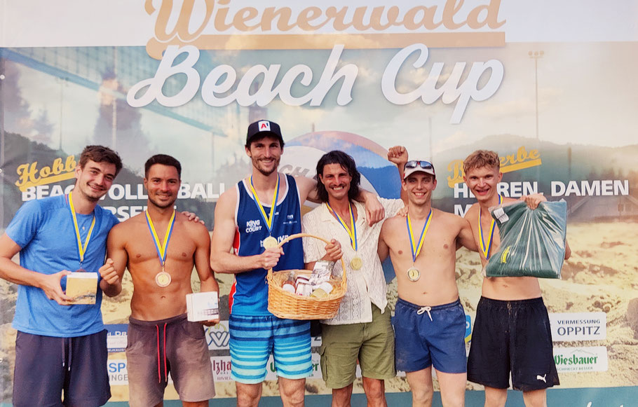 Siegerehrung des Herren-Bewerbs. V.l.n.r.:  Lukas Egger & Bastian Ingerle, Florian Zecha & Hannes Rainer, Niki Lemberger & Max Bleimer