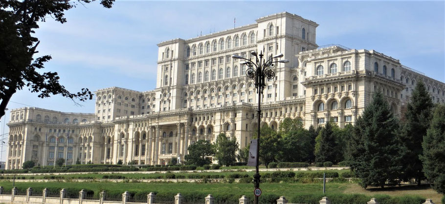 Parlamentsgebäude (Haus des Volkes) in Bukarest