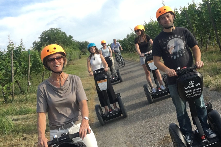 Segway-Fahrer am Kaiserstuhl