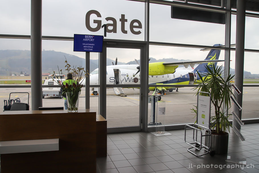 Dornier Do328 der Sky Work Airlines in Bern.