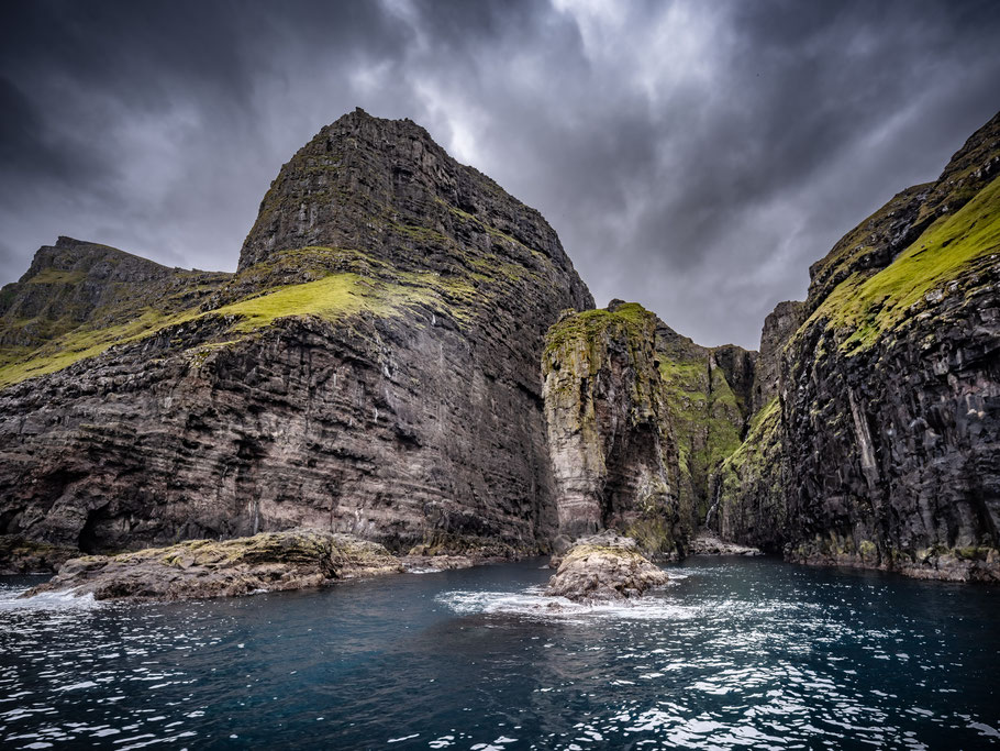 Elephant Rock, Vestmanna Cliffs