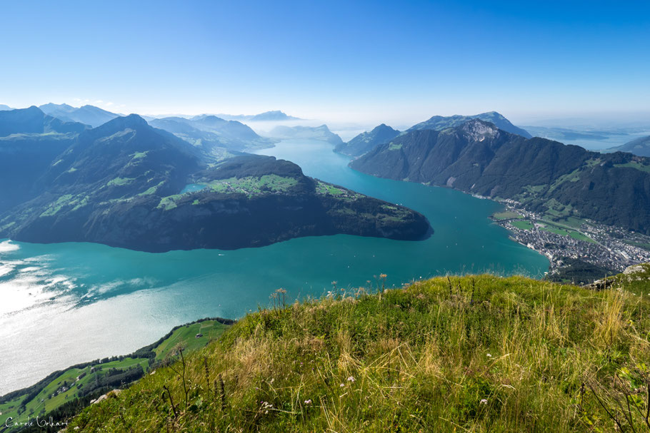 Blick auf den Urnersee und Vierwaldstättersee vom Fronalpstock