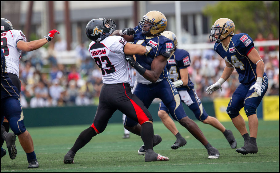 Jackson in action against Fujitsu Frontiers in the Pearl Bowl — Sachiyo Karamatsu, May 25, 2013