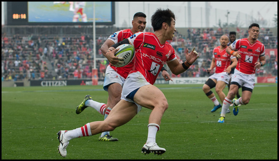 Takeaki Nakazuru scores a try for the Sunwolves — John Gunning, Inside Sport: Japan, April 8, 2017