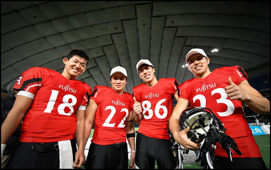 Takagi (left) with teammates at Tokyo Dome — Megumi Sugita, Inside Sport: Japan, Jan 3, 2018