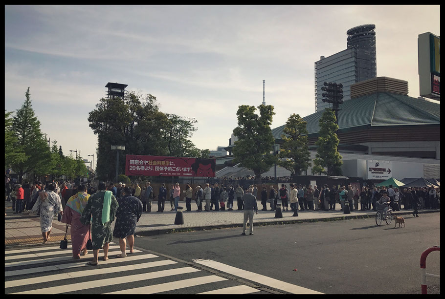 Crowds wrap around the Kokugikan all the way o the Edo Tokyo Museum for the sokken open practice- John Gunning, Inside Sport: Japan, May 3, 2017