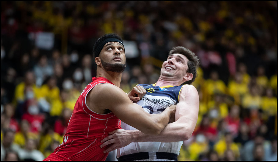 Ryan Rossiter (right) and Josh Duncan – Sachiyo Karamatsu, Inside Sport: Japan, Jan 13th, 2019