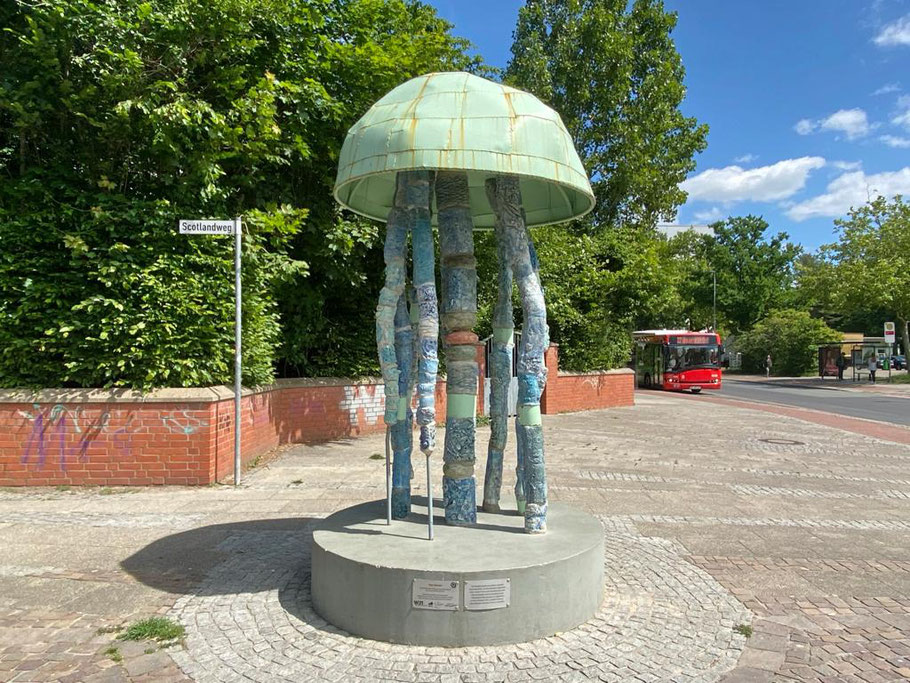 Kunstobjekt "Von Sinnen" (Skulptur in Bremen-Kattenturm, Kattenturm Mitte) - Kunst im öffentlichen Raum mit Bürgerbeteiligung (Foto: 05-2020, Jens Schmidt)