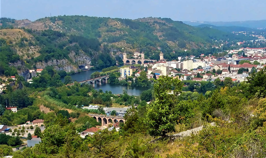 Via Podiensis. Blick auf Cahors