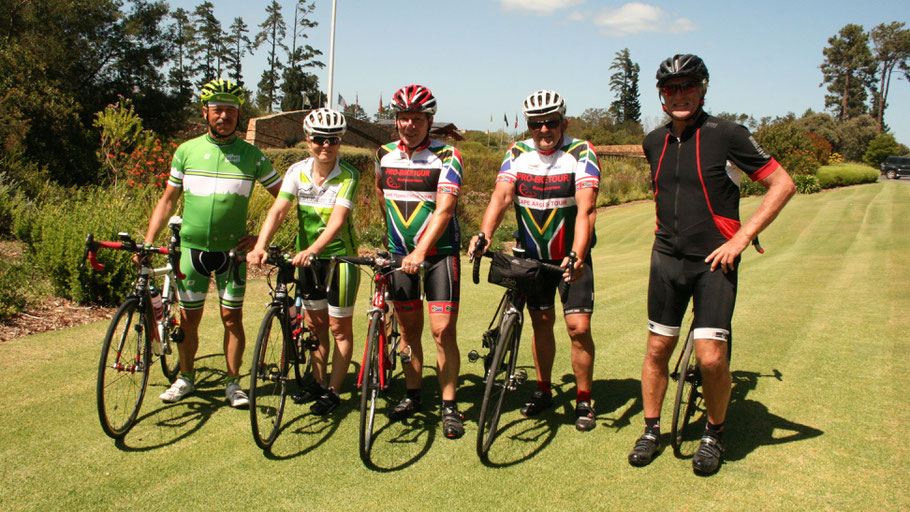 Die Rennradfahrer bei der Radreise Garden Route 2017