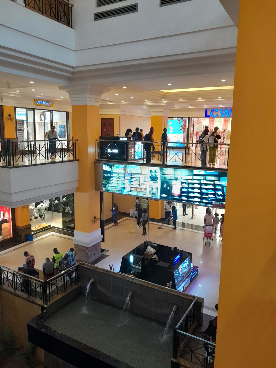 Accacia Mall in Kololo