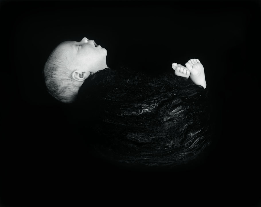 Holly, 11 days, Auckland, 2001. S. 92-93, Taschen Verlag