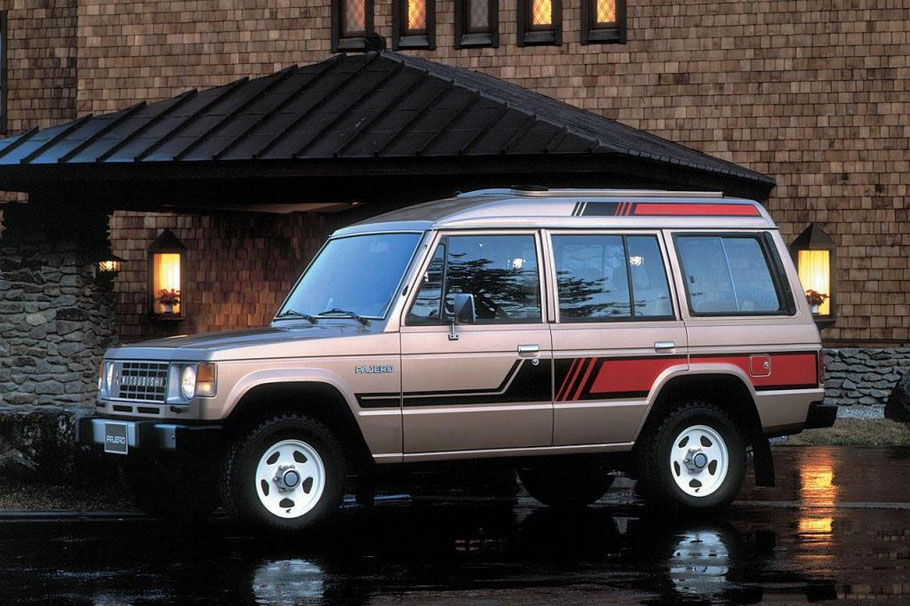 Mitsubishi pajero 1987-1988 4 portes - version non décapotable