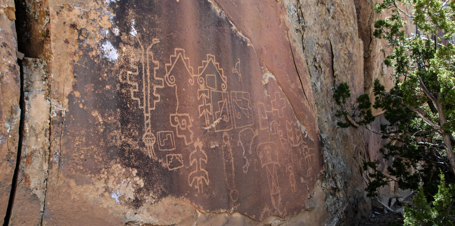 Petroglyphs, Lobo Canyon, El Malpais, New Mexico
