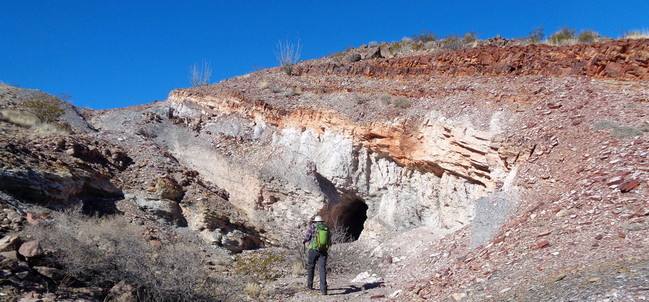 La Bonita Prospect, Chupadero District, Quebradas Backcountry Byway, Socorro County, New Mexico, hike, hiking. fluorite, mining