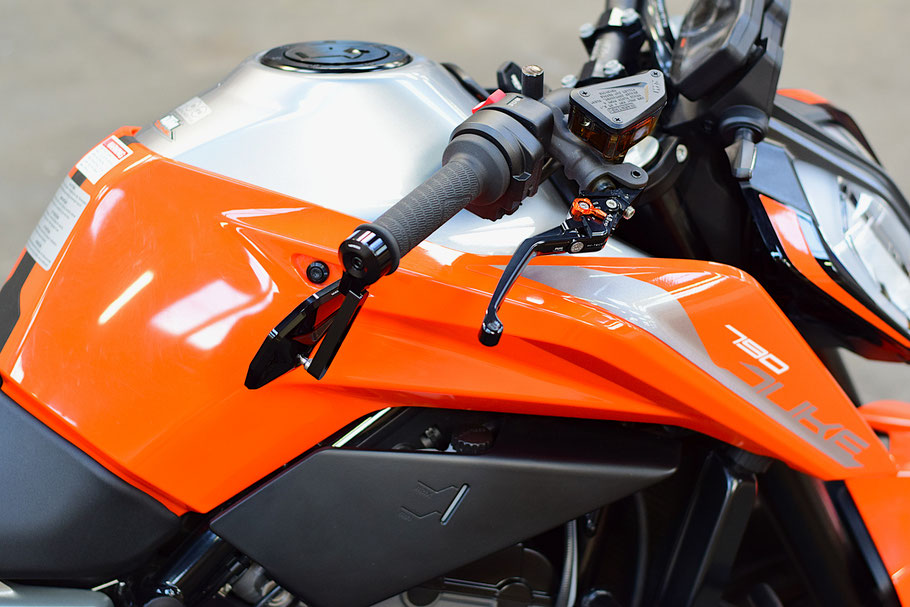 Bremshebel, Kupplungshebel und Lenkerendenspiegel für die KTM 790/890 Duke