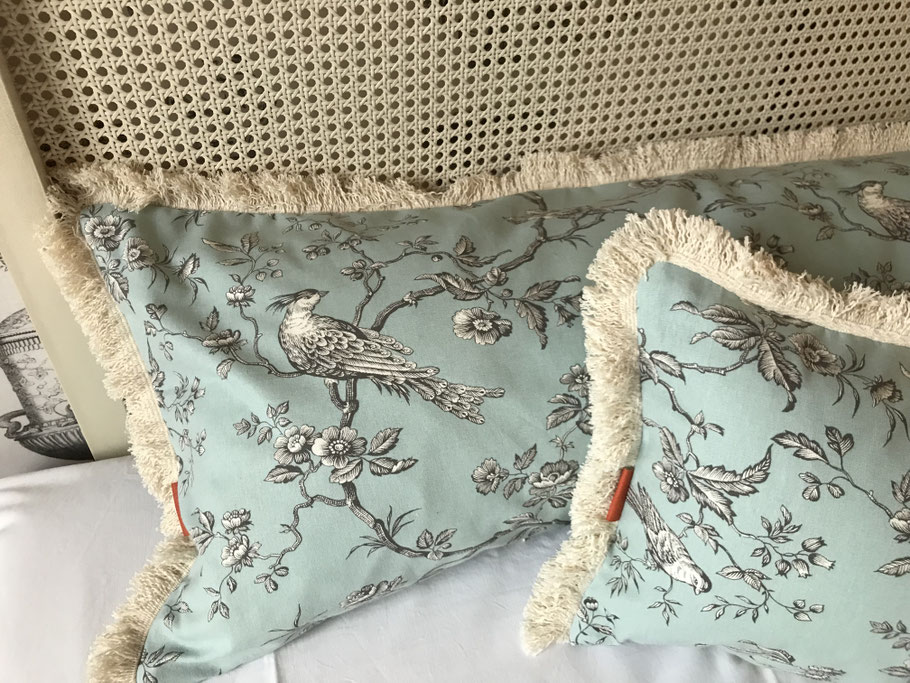 Kissen kaufen Boheme de luxe Studio Kollektion Das Toile de Jouy Kissen Kissenstudio Handmade