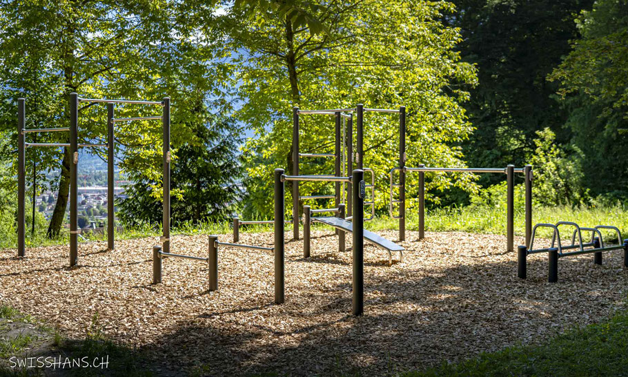 Reckstangen beim Spiel- und Sportplatz Egeten in Grabs