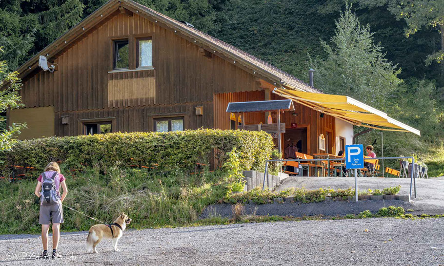 fraxern-wanderparkplatz-jausenstation waldrast