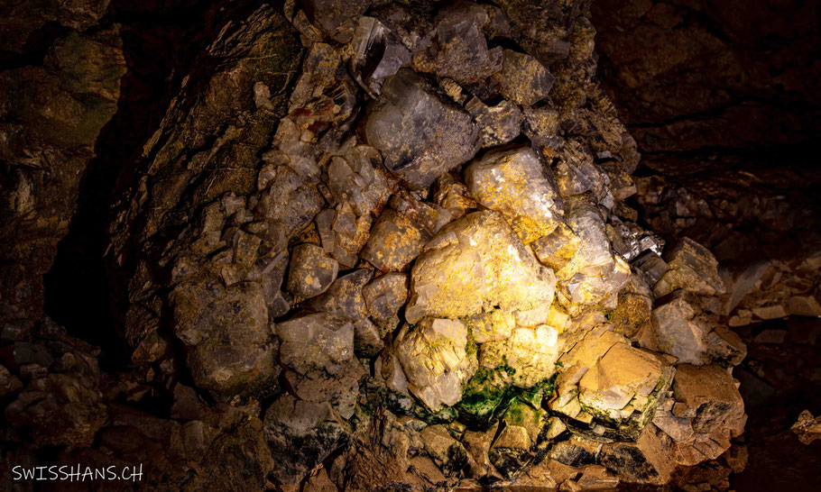 Kristalle in der Kristallhöhle Kobelwald, Oberriet