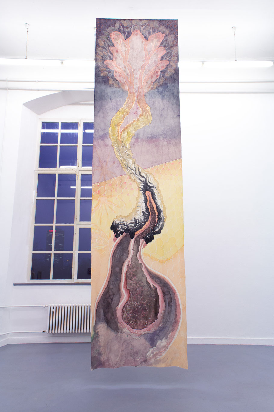 Banner 1, 538 x 140 cm, Seidenfarbe auf Seide, 2025