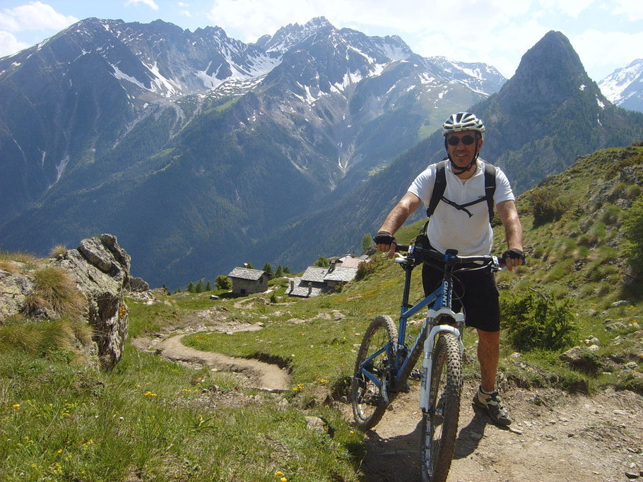 Toccato anche il rifugio Bertone prendiamo la via del rientro 