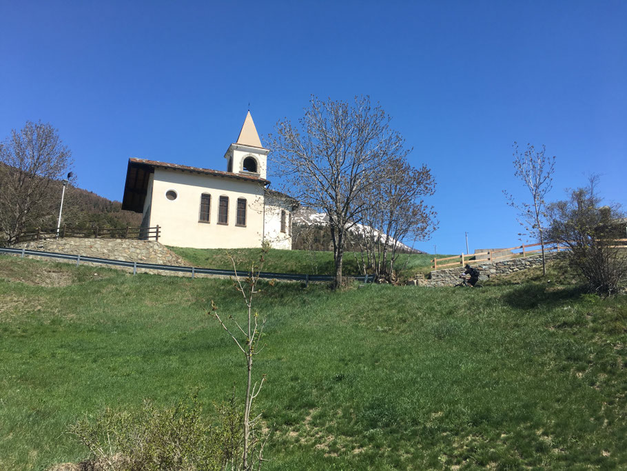 in avvicinamento ad Avisod