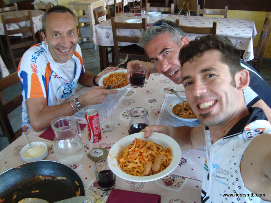  al Rifugio Sogno ...tutto diviene realtà, se magna e se beve!