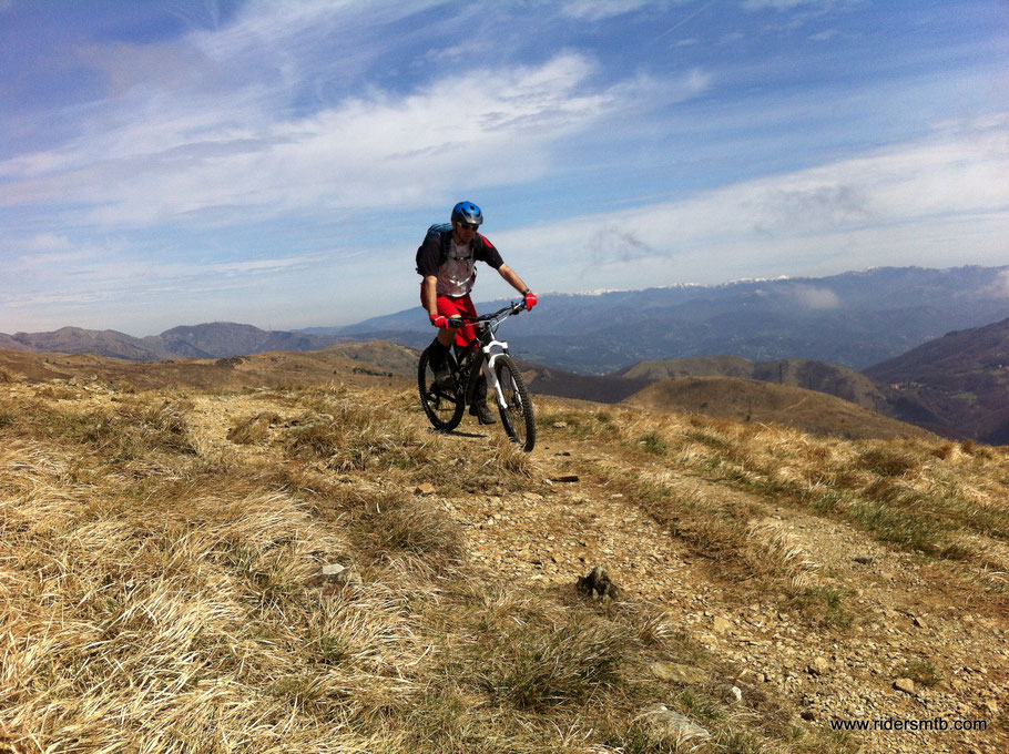 il pensiero, oramai, volge  all'adrenalinico Sentiero di discesa E1!