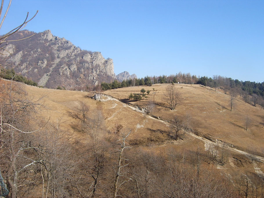 Dal Dairin il Colle Ciardonet e Rocca Sbarua 