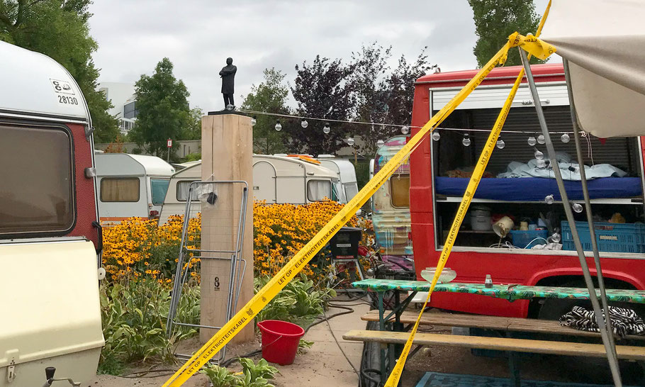 August 2018: surrounded by real caravans at the camping site of De Parade theater festival.