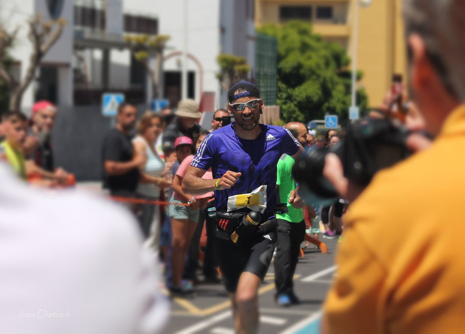 Luis Alberto Hernando Alzaga, ganador masculino 2015 del Ultramaratón Tranvulcania