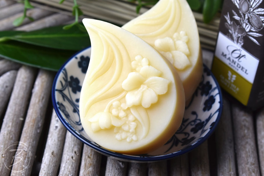 B.nature I Handmade Shampoobar with Sweet Almond Oil