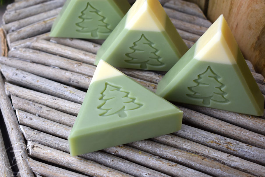 B.nature I Handmade Soap Christmas Tree