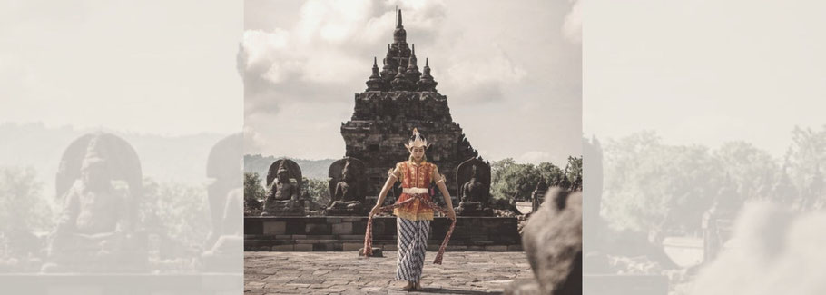 Lara dancing the Javanese dance "Nawung Sekar" at a temple in Yogyakarta, Indonesia