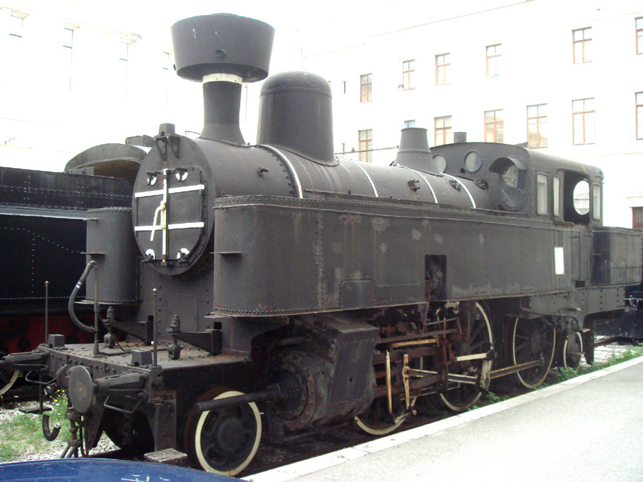 Das Eisenbahnmuseum in Triest in der Stazione Campo Marzio und die Strassenbahn Triest - Opicina