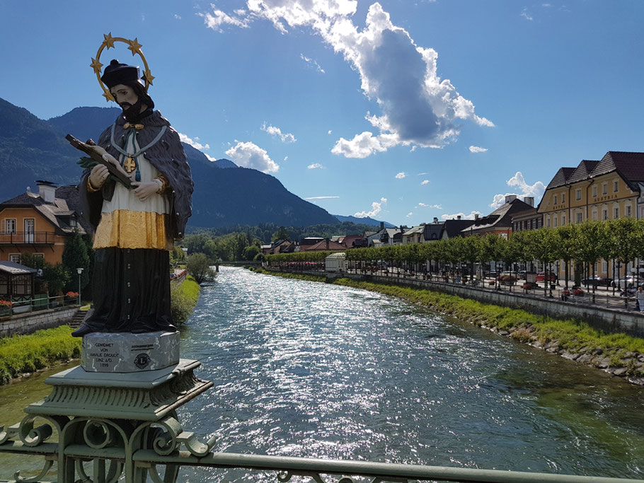 MAG Lifestyle Magazin Reisen Urlaub Österreich Bad Ischl Habsburger Wittelsbacher Kaisertage Kaisergeburtstag Kaiser Franz Josef Joseph Geburtstag Kaisermesse Kaiserhymne