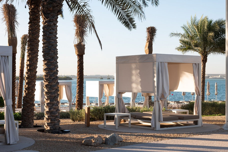Urlaub in Abu Dhabi im Erth Al Waryah Pool & Beach, dem zu einem luxuriösen Resort umgebauten ehemalige Offiziersclub