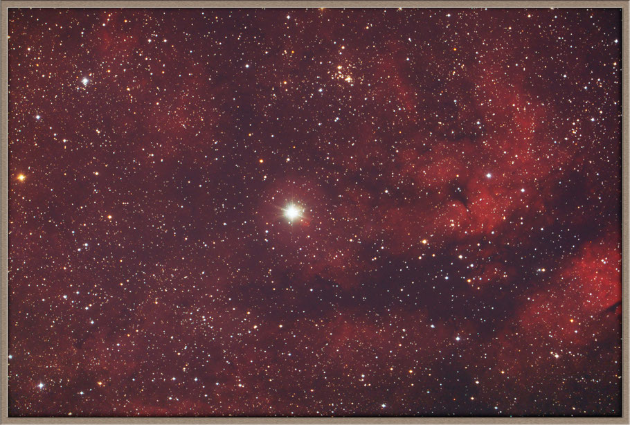 IC 1318, γ-Cygni-Nebel oder Schmetterlingsnebel und Stern Sadr  +  Dunkelwolke LDN 889 MeixnerObservatorium